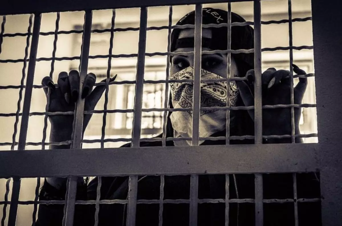 Казахстанку, разыскиваемую за мошенничество, вернули из Турции