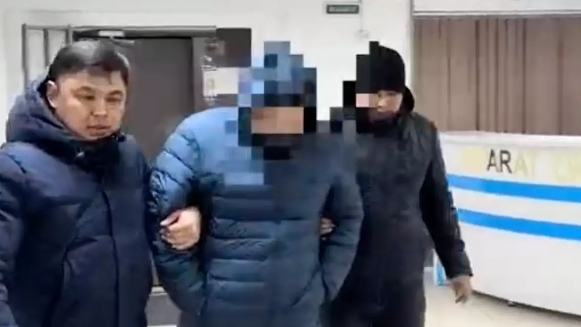 Жағаұстатар жайт: Қызылордада анасы мен қызын көршісі пышақтап өлтірген