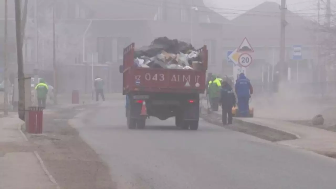 Городскую окраину привели в порядок в Шымкенте