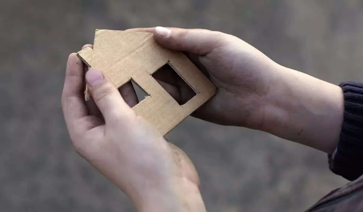 Ребенок-сирота едва не лишился очереди на жилье в области Абай