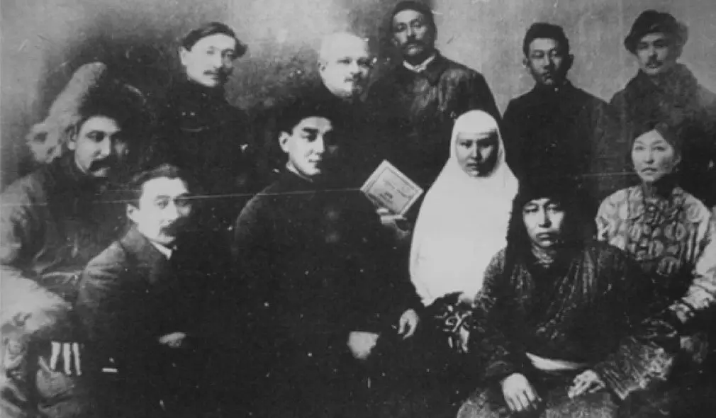 Бір суреттің тарихы