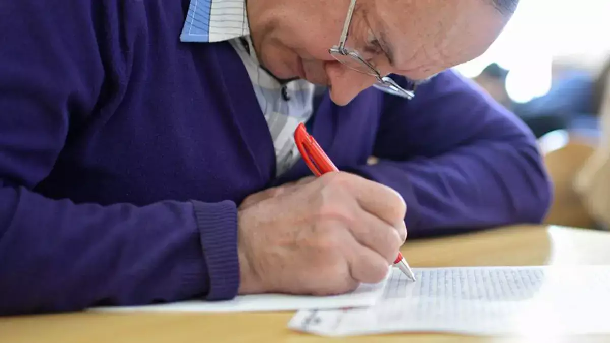 Обратите внимание на свой почерк: назван один из ранних признаков Альцгеймера - новости на Lada.kz 09.01.2026