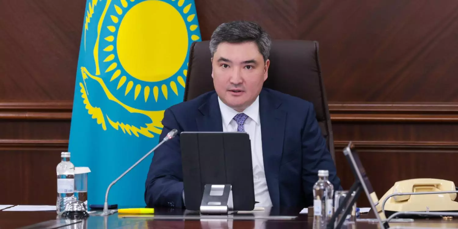 Мектеп асханаларын ескертусіз тексереді: Үкімет басшысы депутат сауалына жауап берді