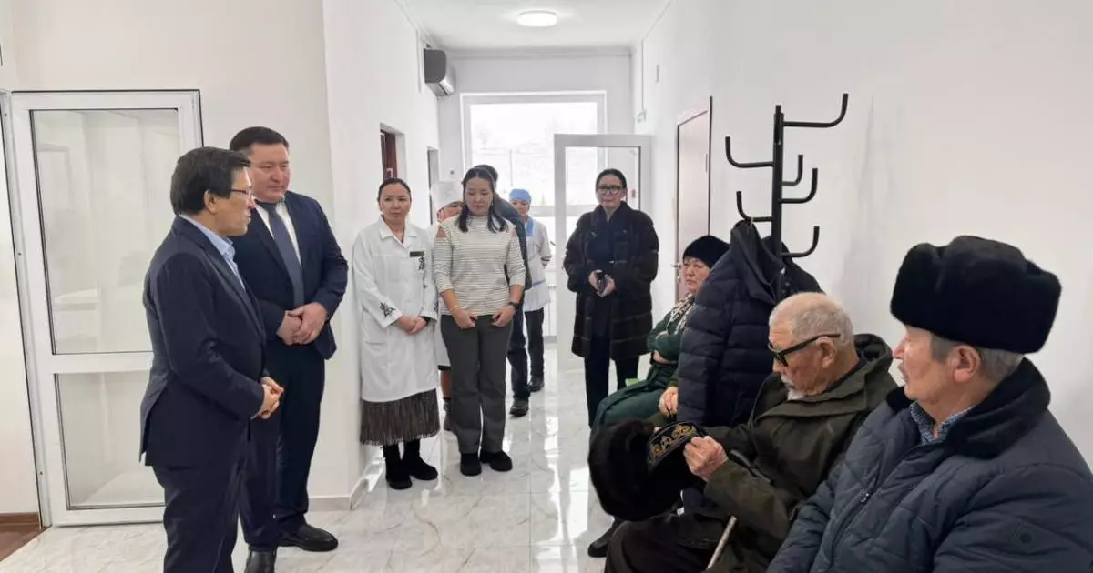  Мәжіліс депутаты Абай облысындағы ауыл тұрғындарымен кездесу өткізді 