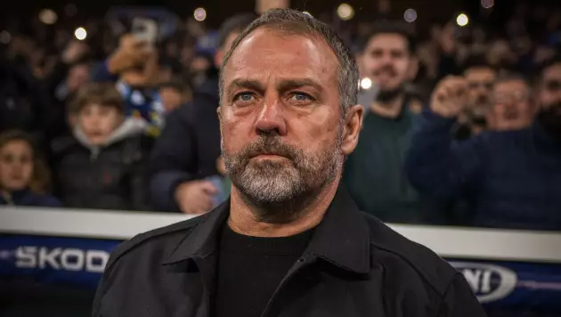 Флик отказался тренировать "Барселону" перед матчем Суперкубка против "Реала"