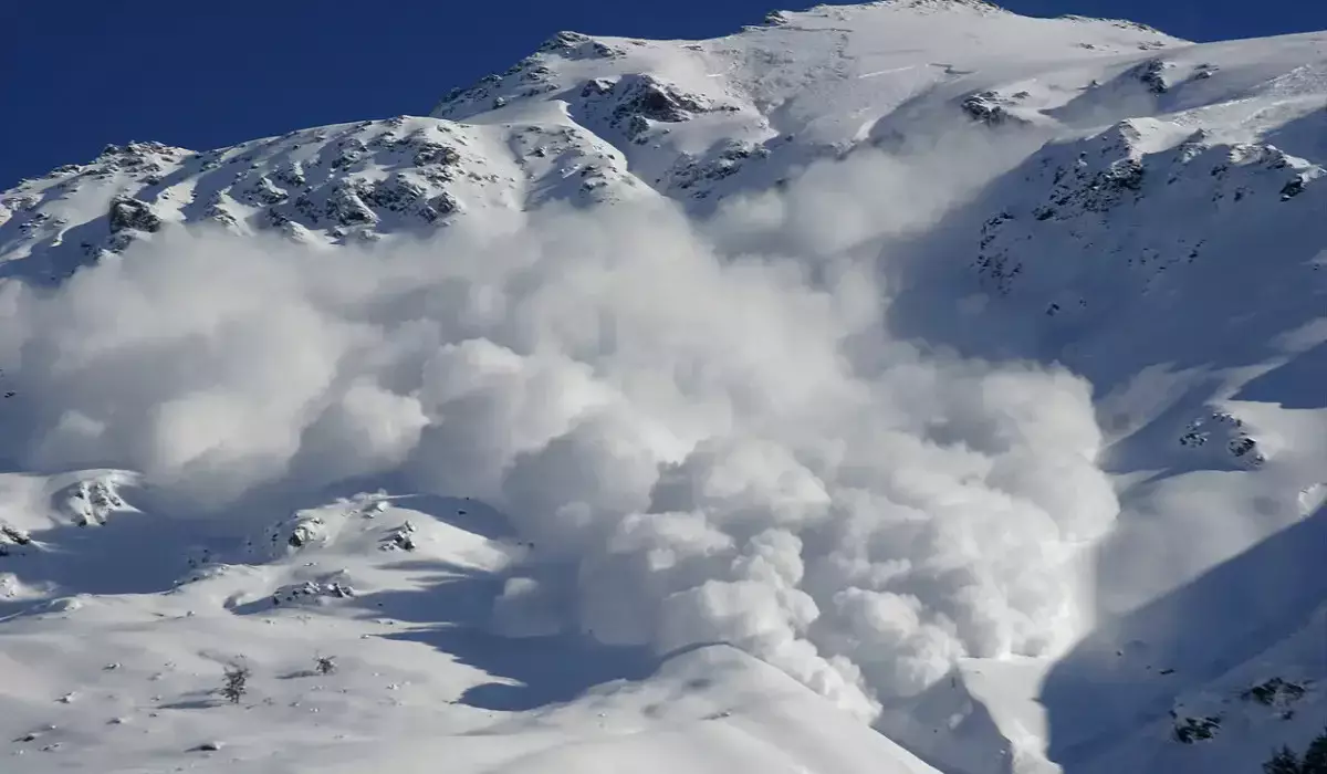 Спасатели призвали казахстанцев отказаться от походов в горы
