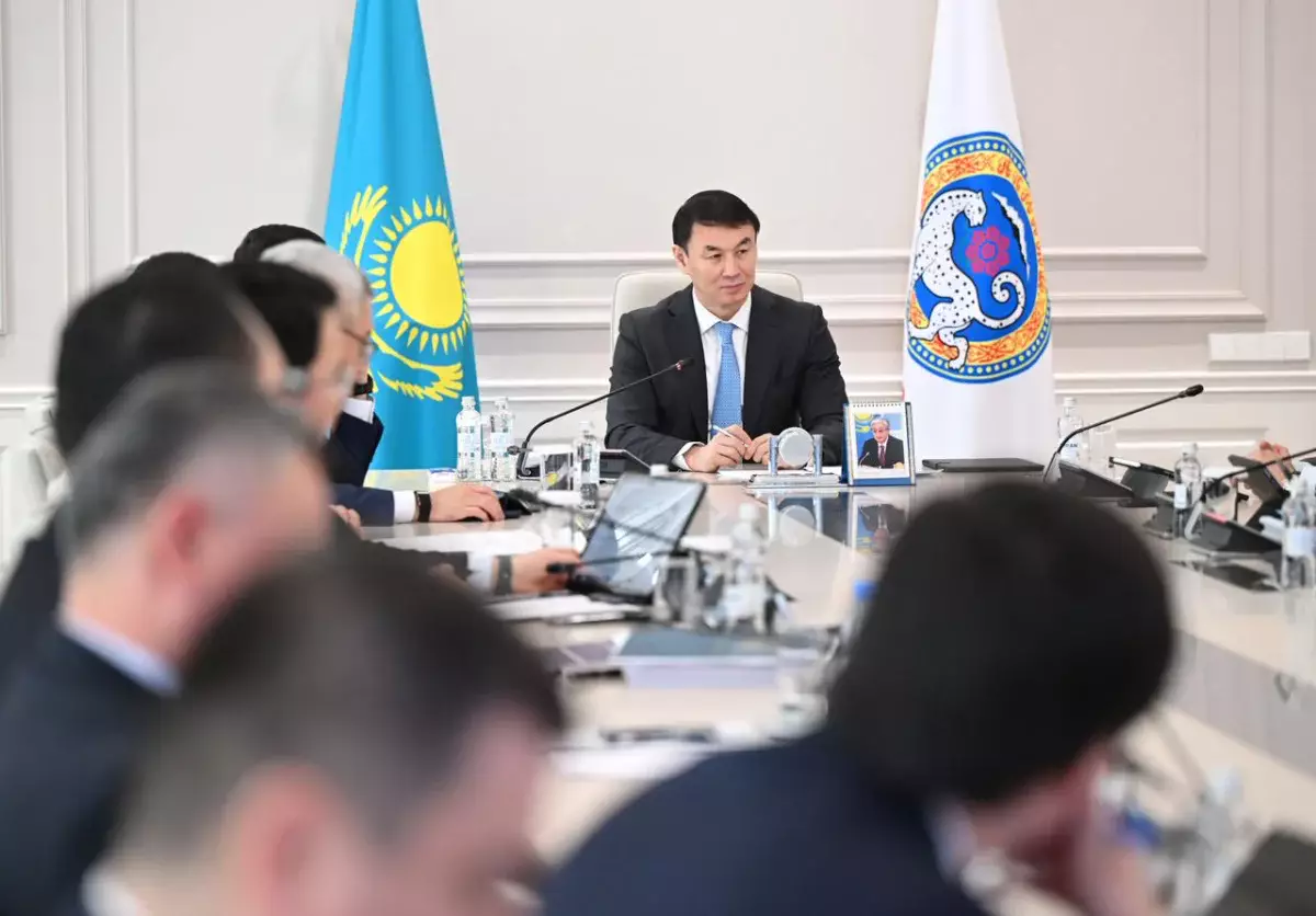 Приоритеты модернизации - в плоскости конкретных решений: в Алматы обсудили реализацию задач, обозначенных Главой государства