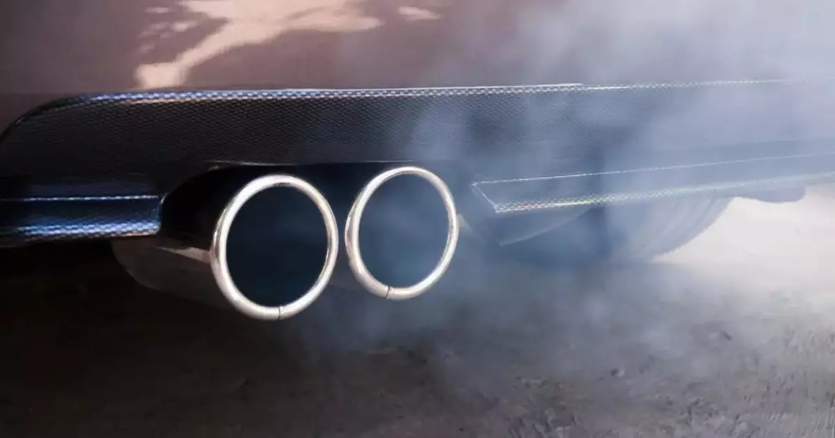  Қыста көлікті қыздыру уақыты әр өңірде жеке белгіленеді: Тоқаев заңға қол қойды 