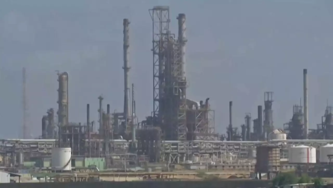 АҚШ Венесуэла мұнайынан $4 млрд пайда тапты