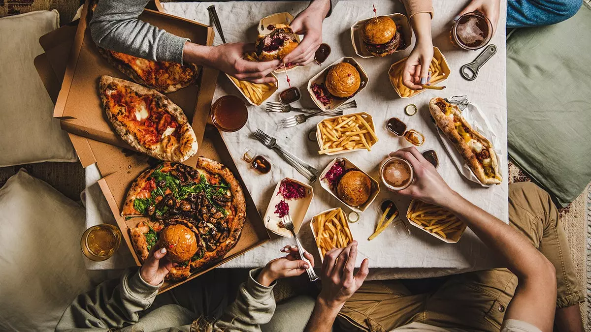 Пицца раньше была дешёвой, сытной и повсюду — теперь американцы от неё отказываются.