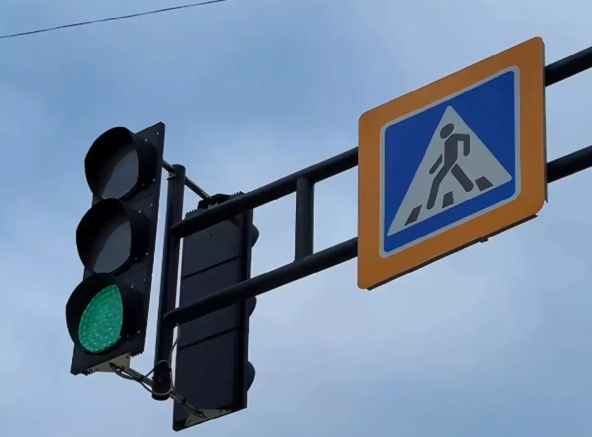 На одной из дорог Актау появился новый светофор - новости на Lada.kz 09.01.2026