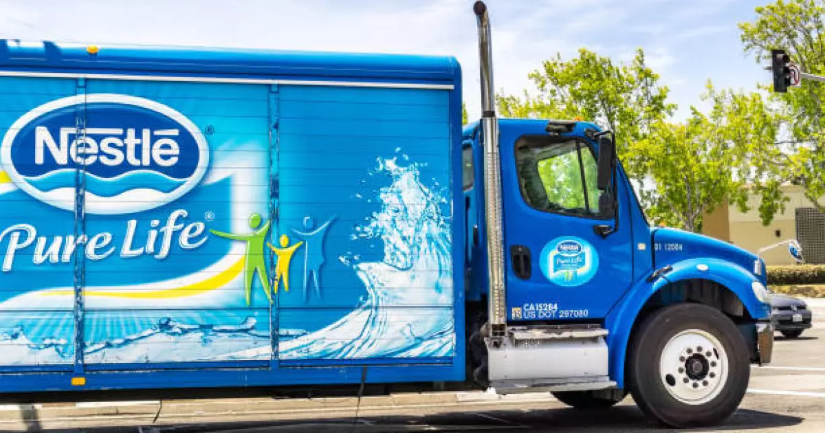   "Ағзаға қауіпті токсин бар": Nestlé компаниясының балалар тағамы дүкен сөрелерінен алынып жатыр   