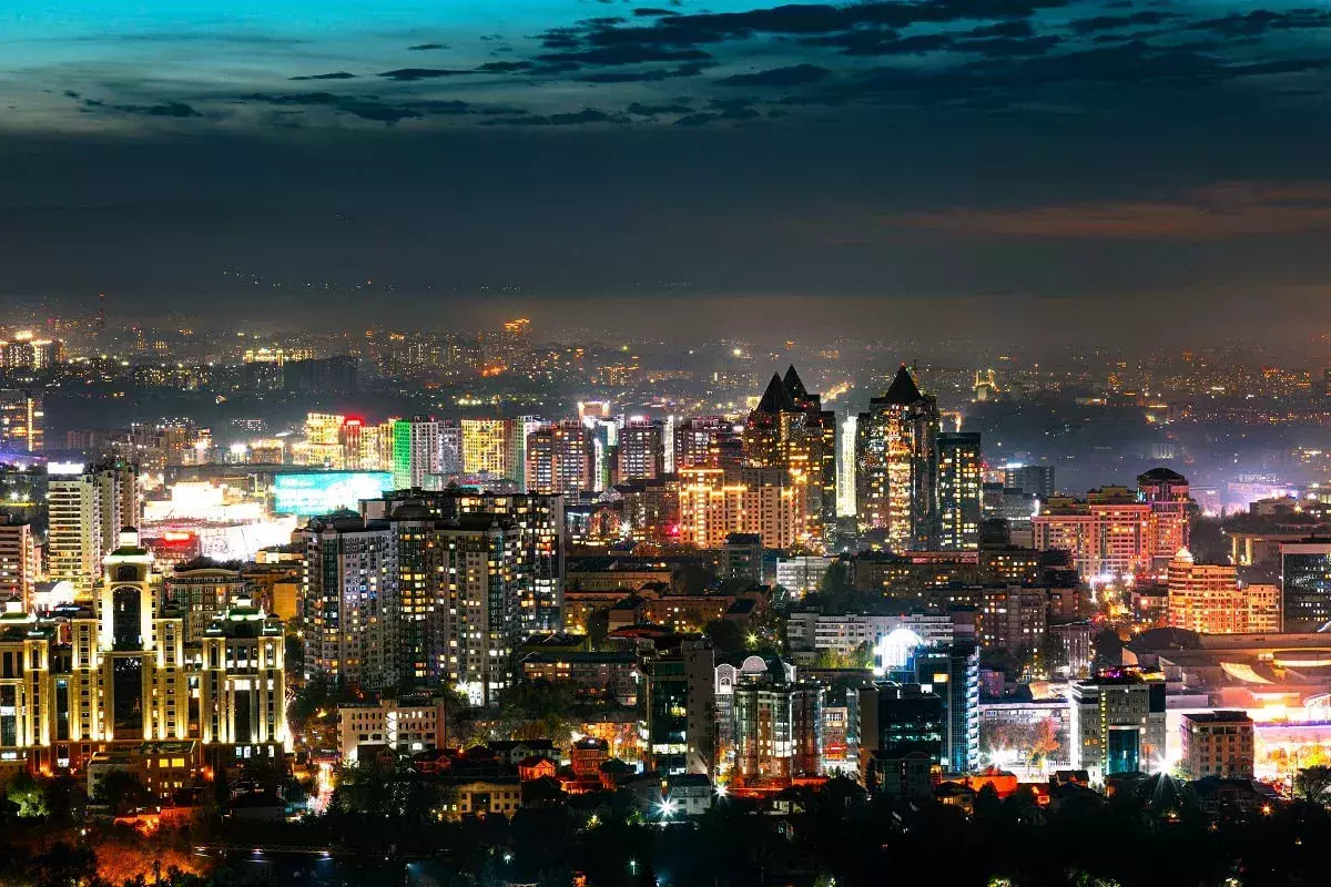 Казахстан продвигает концепцию города, который никогда не спит, для Алматы.