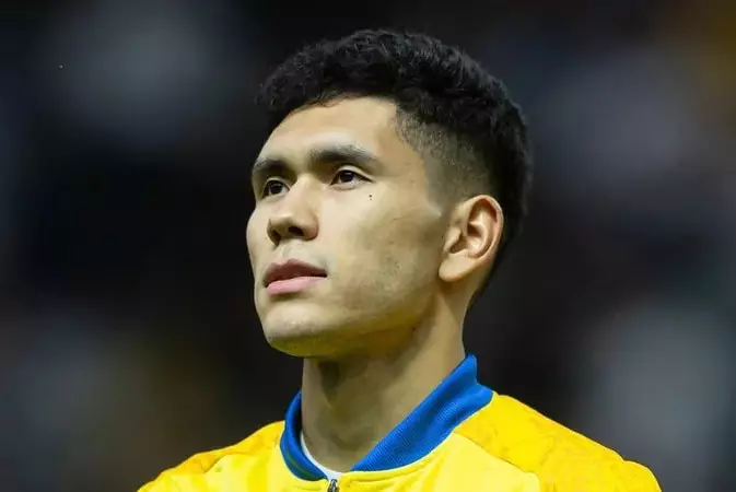 "У нас тенге": голкипер Темирлан Анарбеков посмеялся над своей зарплатой