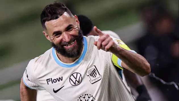 Хет-трик за тайм: Бензема в одиночку уничтожил соперника в Саудовской Аравии