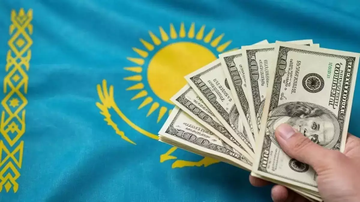 Танымал экономист Қазақстан девальвациядан қалай құтыла алатынын айтты