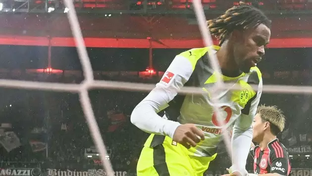 Двойной камбэк с 6 голами: в Бундеслиге случилась перестрелка с участием "Боруссии"