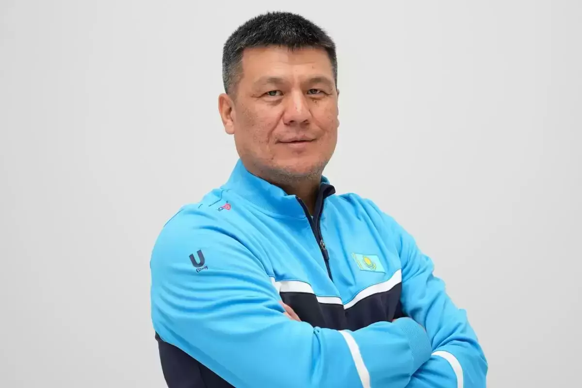 Қайрат Сәтжанов орнынан кетті: Санжар Тәшкенбайдың жеке бапкері ұлттық құраманың тізгінін ұстады