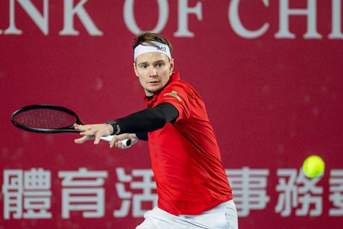 Александр Бублик узнал соперника по полуфиналу в Гонконге