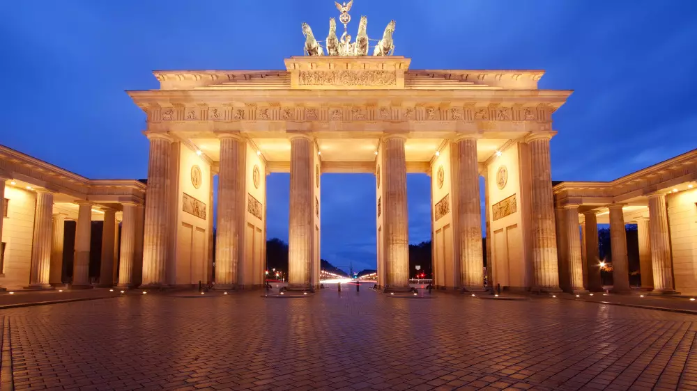 Каждый пятый житель Германии думает об эмиграции