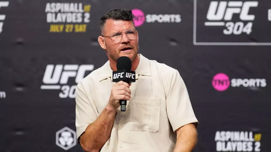 Легенда UFC рассказал, сможет ли кто-то побить Ислама Махачева в 2026 году