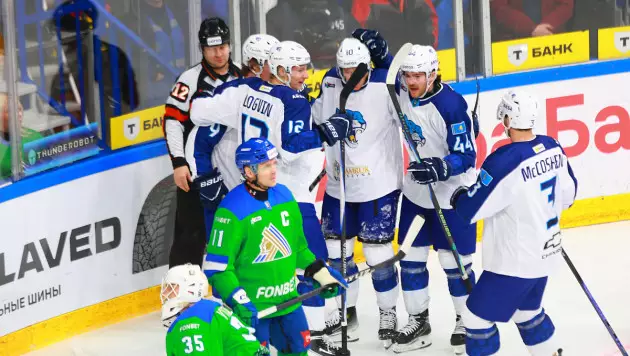 Четырьмя шайбами и голом на первой минуте обернулся матч "Барыса" в КХЛ