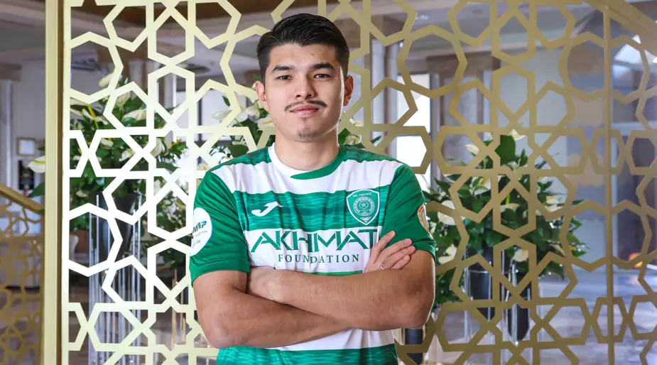 Российский клуб официально объявил о переходе Галымжана Кенжебека. Известен срок контракта