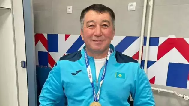 История, рекорды и золото: Сатжанов оценил путь сборной Казахстана