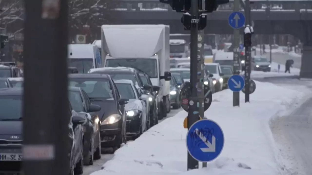 Германияда дауылдан жол қозғалысы қиындады