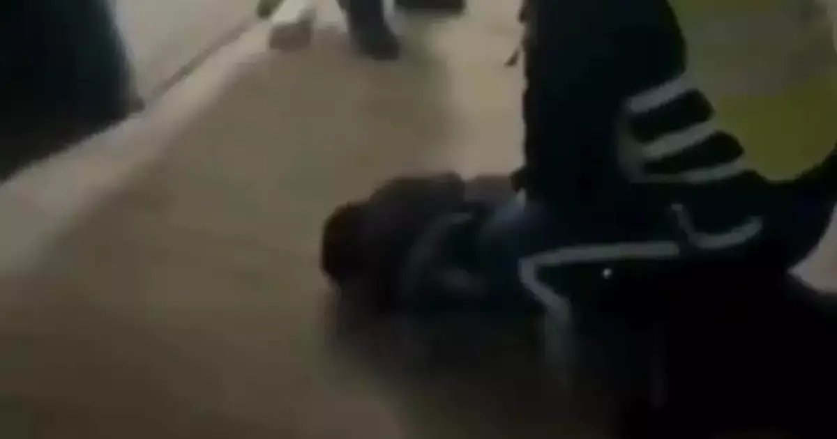  «Анам мен әжемді көз алдымда өлтірді»: Қызылорда облысында кісі өліміне күдікті пәтерде ұсталды 