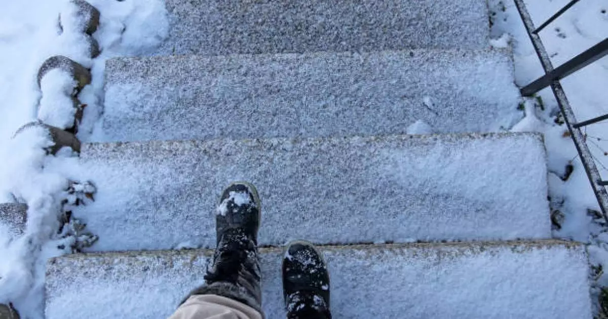  Көктайғақта құлап жарақат алған адам өтемақыны қалай талап ете алады 