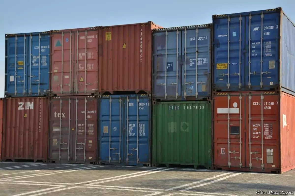 Азербайджан подсчитал объем несырьевого экспорта в Казахстан за 11 месяцев 2025 года.