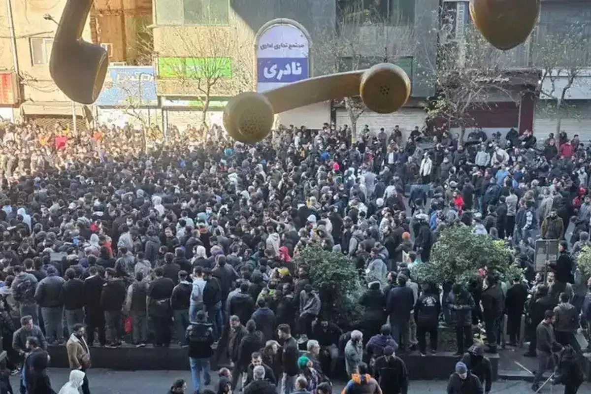 Число погибших на протестах в Иране превысило 200 человек