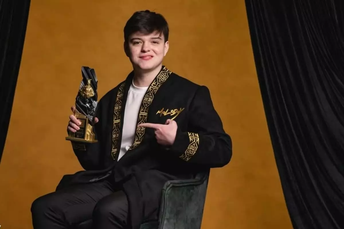 Данил molodoy Голубенко признан лучшим новичком года в CS 2