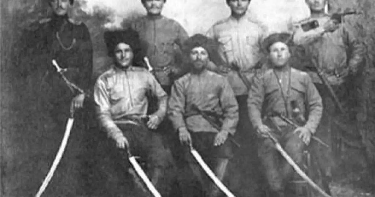  «Екі мыңға жуық адам қамыста тірідей өртенді»: Қазақтарды жуасыту ісі қалай жүзеге асты? 