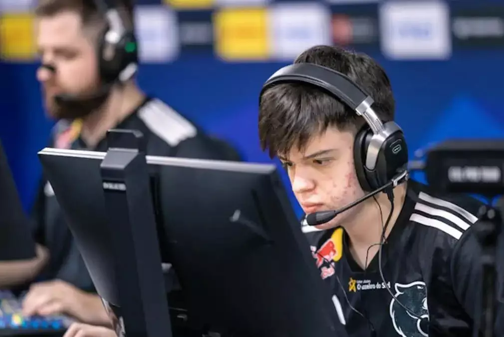 Казахстанский киберспортсмен признан лучшим новичком года в CS2 по версии HLTV