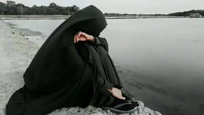 "Әке-шешем хиджабты зорлап тағып, қысым жасауда" деген оқушы қыз жан айқайын жеткізді