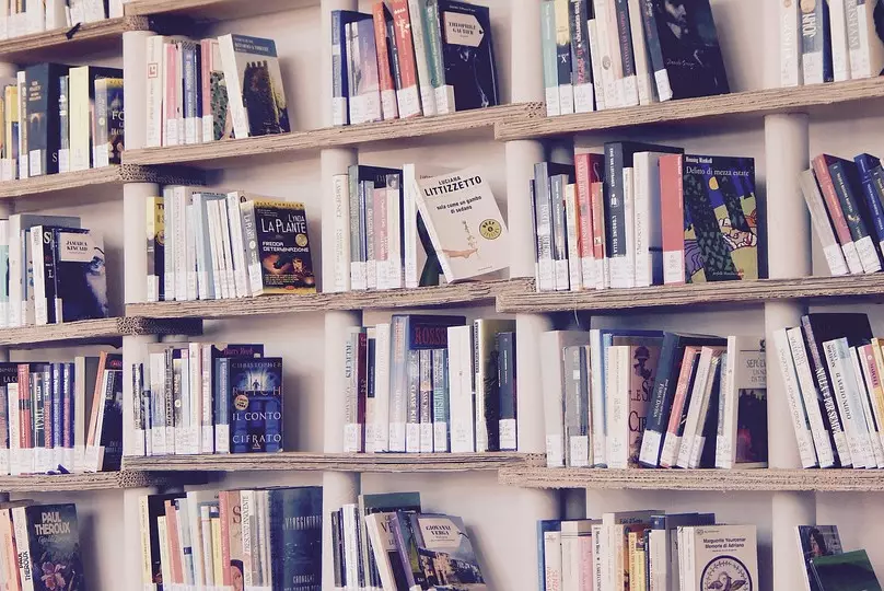 Выставка книг, изданных в 2025 году, открылась в Алматы