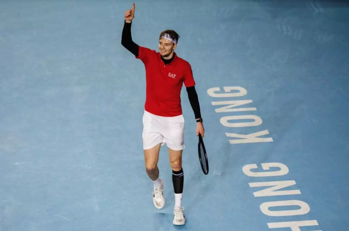 Қазақстандық теннисші Александр Бублик тарихи межені бағындырды