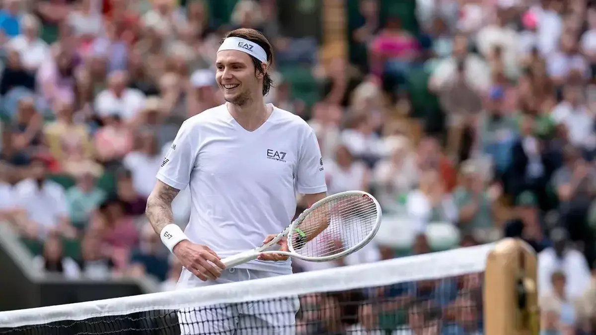 Александр Бублик алғаш рет әлемдегі үздік ондыққа енді