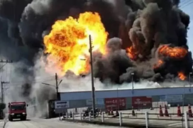 Таиландтың оңтүстігінде қарулы топ 11 жанармай бекетін жарып жіберді