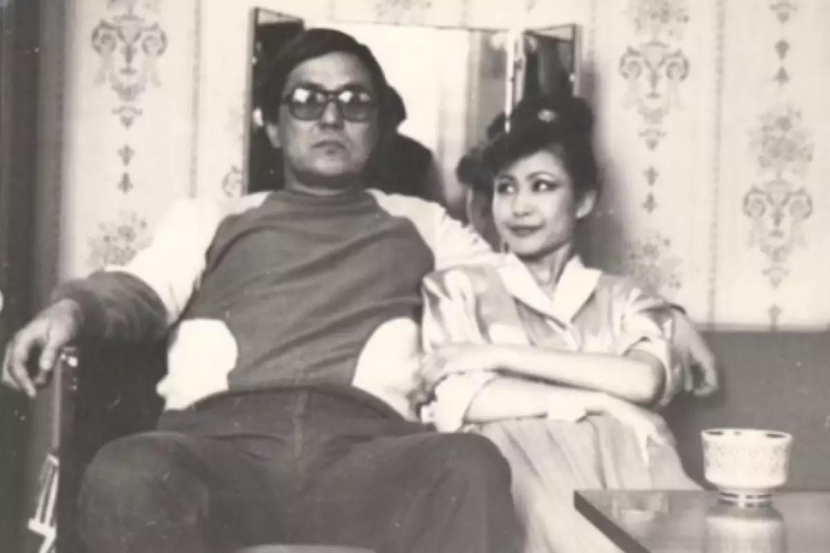 "Бір сен едің аңсаған таңым": Роза Рымбаева жұбайымен түскен естелік суреттерін бөлісті