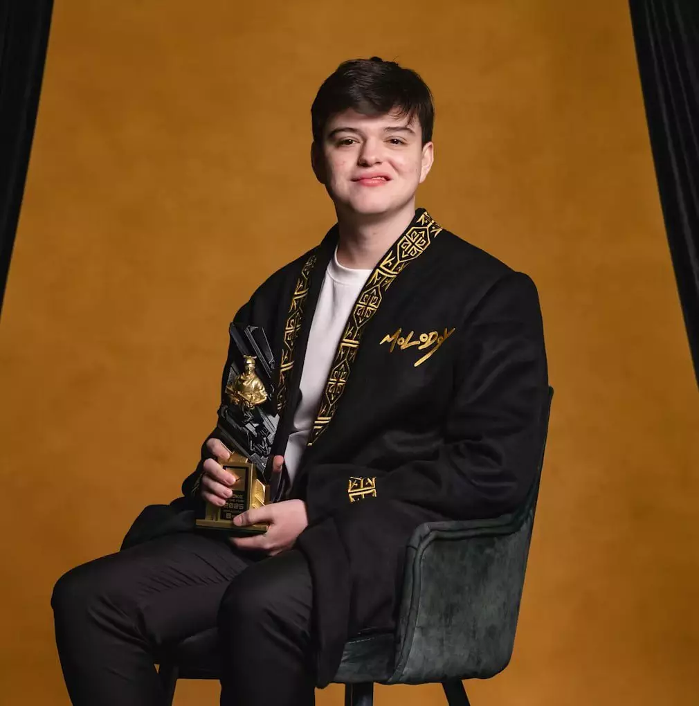 Казахстанский киберспортсмен признан лучшим новичком года в Counter-Strike 2