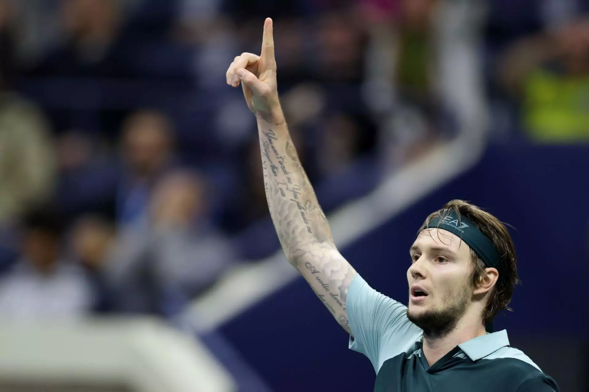 Казахстанский теннисист заработал более 50 млн за победу на турнире в Гонконге