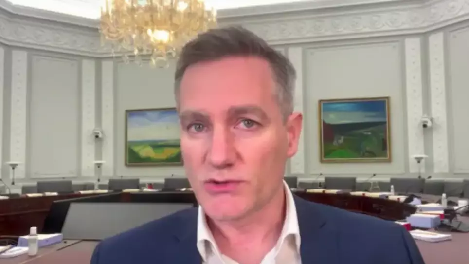 "Біз тіпті ядролық қару қаупі төнген жағдайда да Гренландиядан бас тартпаймыз" – Депутат