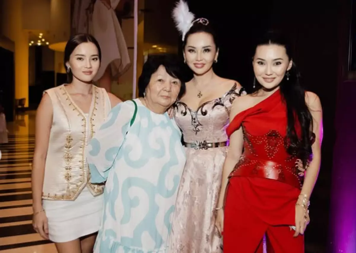 Дочь Баян Алагузовой покоряет вершины гор