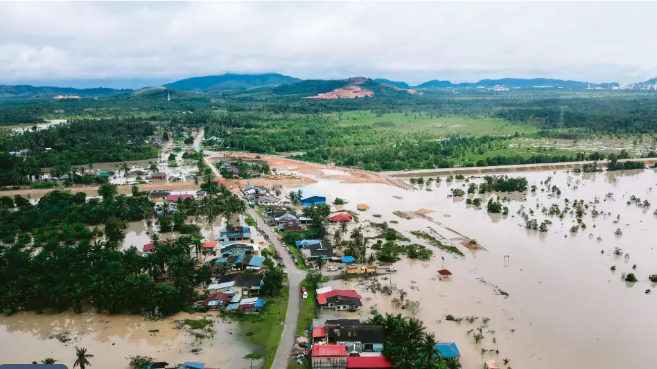 Малайзияда ауқымды су тасқынына байланысты мыңдаған адам эвакуацияланды