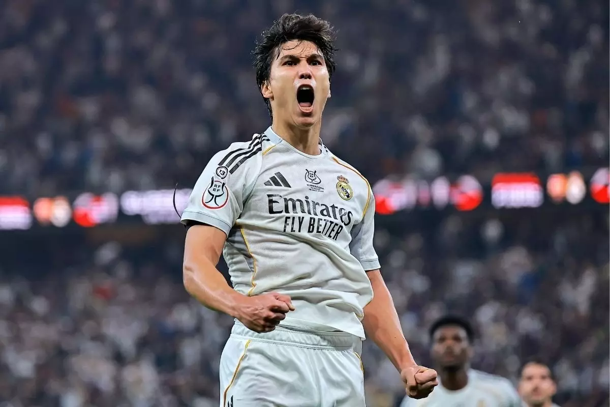 «Казах» забил в Эль-Класико в ворота «Барселоны» (Видео)