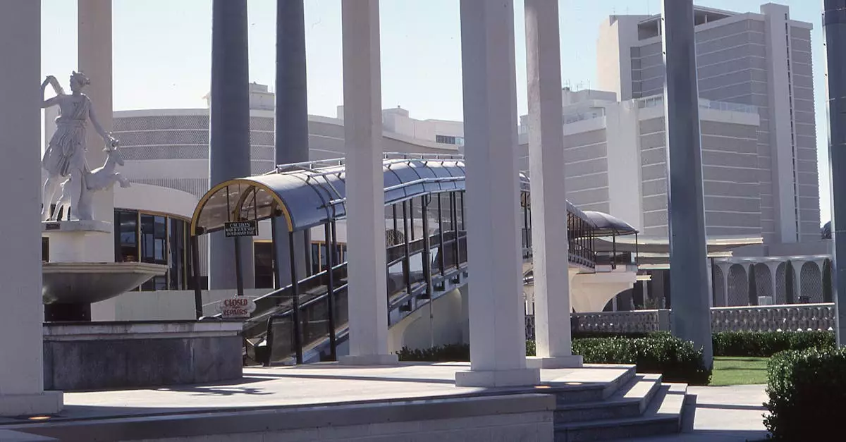 Астанадағы LRT-ға батыр мүсінін қою ұсынылды: Халық неге қарсы шықты?