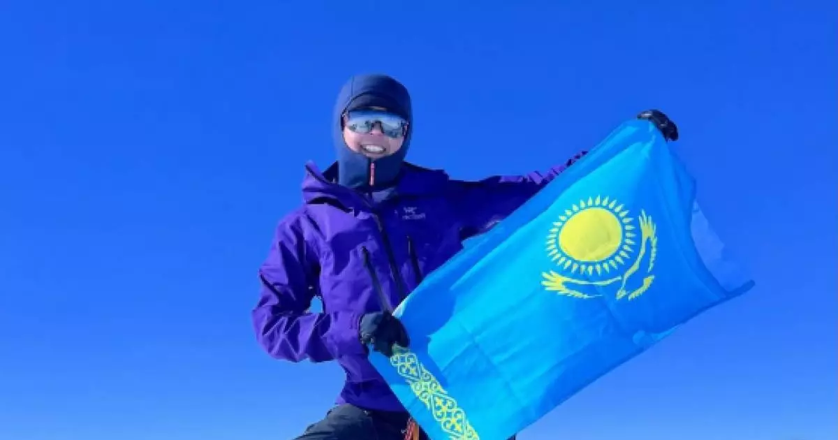  Анар Бурашева әлемдегі ең биік 7 шыңды бағындырды 